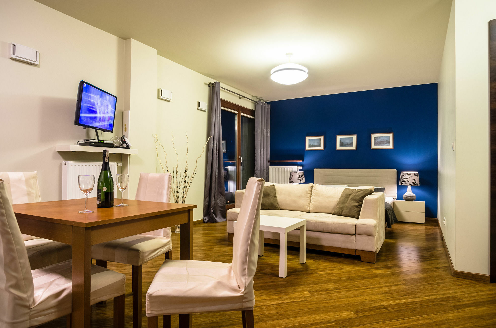 Silver Apartments Warszawa Zewnętrze zdjęcie